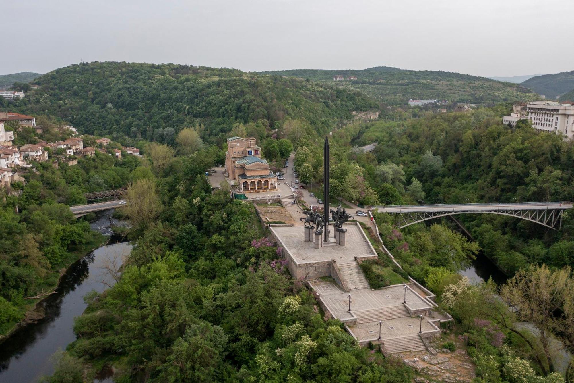 Bobevata Guest House - Floor 2 - Stunning View Old Town Veliko Tárnovo Exterior foto